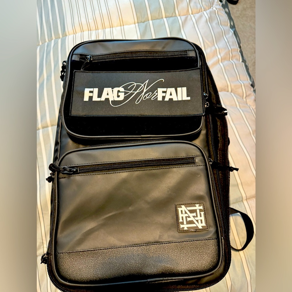 Flag nor Fail MOMENTUM FREIGHT PACK 50L- BLACK